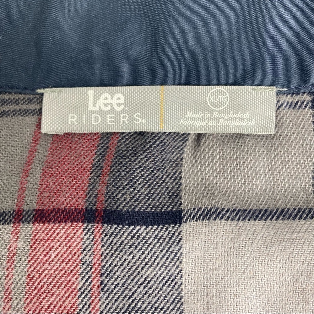 Lee Riders Lined Lightweight Puffer Vest - Picture 9 of 9